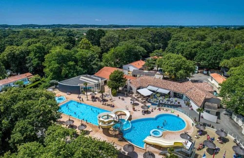 Saint-Hilaire-de-Riez Cabin | Cabane 4 étoiles - Piscine - efbded