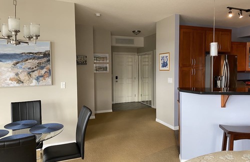 Central Okanagan Condo | Waterfront condo - 2 bed 2 bath - Discovery Bay - beautiful view