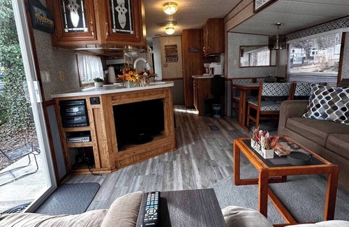 Gatlinburg - Pigeon Forge RV Rental | Bearfoot Retreat. Located in Gatlinburg, Tennessee. Cozy camper . Pet friendly.