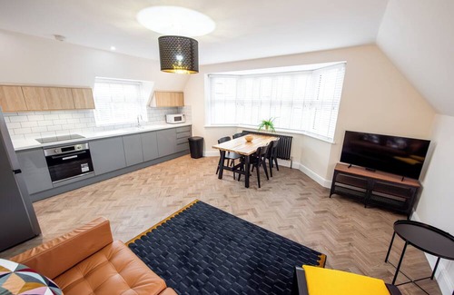 Harwich Apartment | Two Bed Apartment in Harwich, Close to Shops, Private Parking, Fast WiFi