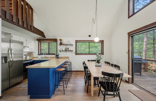 Basye Cabin | Cozy 4-bedroom cabin in Bryce Resort near Shenandoah National Park