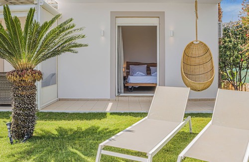Sissi Villa | Villa Yiayia: Relaxing by the sea (Heated pool)