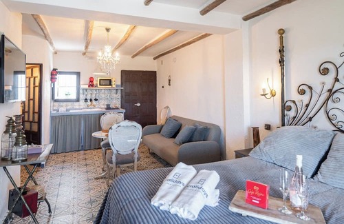 Setenil de las Bodegas Villa | El Escondite de Martina Setenil de las Bodegas by Ruralidays