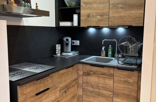 Nyons Cottage | Cottage 'Appartement Cosy' with Private Terrace, Wi-Fi and Air Conditioning