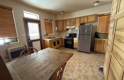 Williams Other | Turn back time and stay at this 100% off the grid Working cattle Ranch