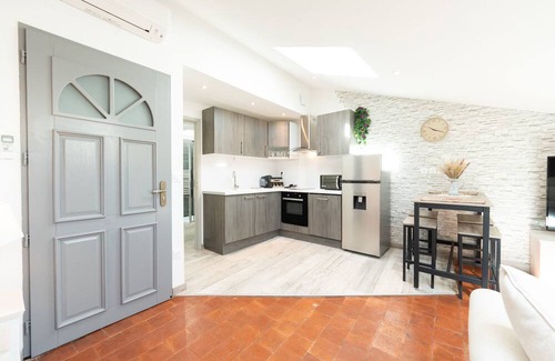 Riez Apartment | Charm under the roofs rated 3 stars