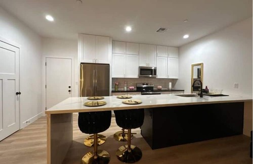Mesa House | The Palace