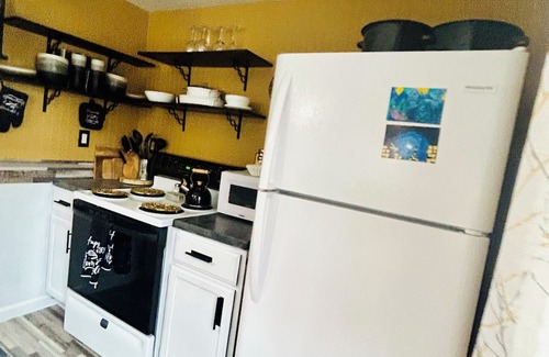 Cedar Ski Chalet | Chalet Near Sleeping Bear Dunes National Lakeshore w/neighborhood golf course.