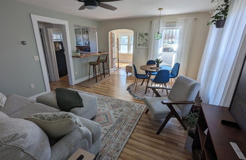 Fredonia Apartment | Charming & Relaxing Two Bedroom Upper Apartment in the Heart of Fredonia