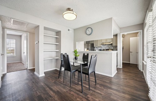 Bedford Apartment | 3001 Crystal Springs 721 I Spacious 2 Bed 12Bath