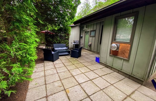 Sauble Beach Cottage | Tiny Luxury Cottage 1