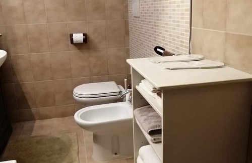 Burago di Molgora Apartment | Apartment 'Rosy' with Private Terrace, Wi-Fi and Air Conditioning