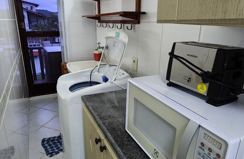 Mambucaba Apartment | Apartment with spectacular views right on the sand in Bracuhy condominium. Angra dos Reis