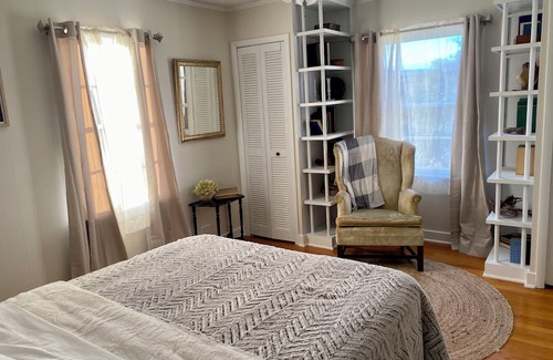 Rockbridge Baths Other | 3-Bdrm Farmhouse w/Great Mountain Views