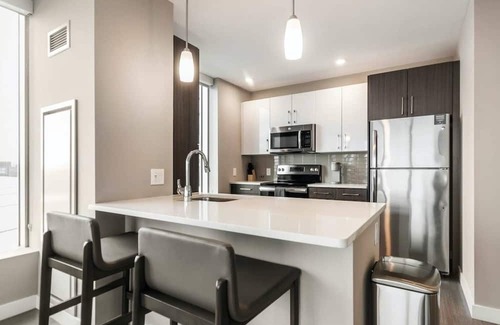 Indianapolis Apartment | Barsala l Spacious 2BD Apartments w/Resort-Like Amenities