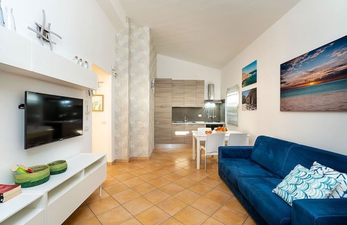 Reitani House | My Rental Homes - Apartment Ninfa with parking space and private outdoor area