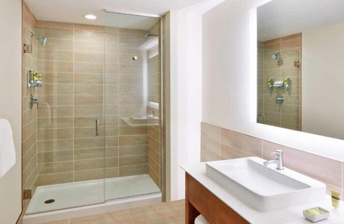 Overlake House | Extended stay re-imagined at our spacious Redmond.