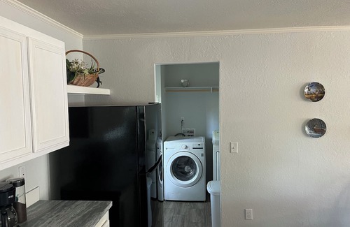 Chandler House | Water-view, 3-bedroom in Chandler with AC, WiFi
