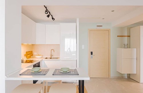 Sector 4 Apartment | Charming 2-bedroom apartment in beautiful București with AC, WiFi