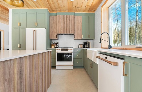 Amherst Ski Chalet | Chamonix Kanata-Tremblant