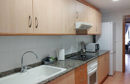Castello de la Plana Apartment | NICE APARTMENT, QUIET AND WELL COMMUNICATED.