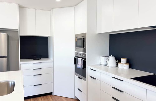 Wagga Wagga Apartment | Deluxe stay in central Wagga Wagga with essential conveniences nearby!