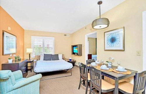 Florida Central Atlantic Coast Apartment | Near Disney 1BR Suite with Pool and Hot Tub