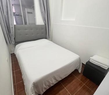 Barrios Unidos House | Kasalu