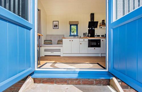 Ammanford House | Cwt Glas