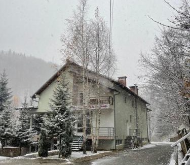 Pejë Hotel | Hotel Gryka