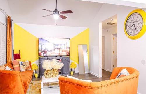 Atlanta House | Private Room in Atlanta W/Bathroom, FREE WiFi,Full Kitchen NEAR Stadium