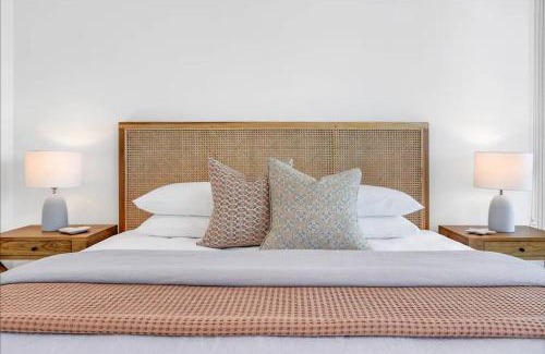 Broadbeach Apartment | Signature Oceanview's 2B2B Resort-Style Amenities