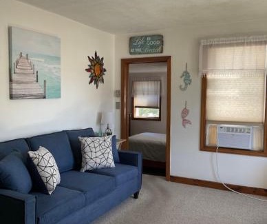Old Orchard Beach Apartment | Oven Breeze