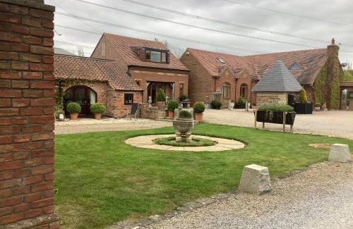 Kirk Leavington House | Maddies Place
