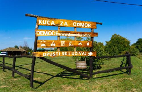 Levanjska Varos House | Kuća za odmor Demode
