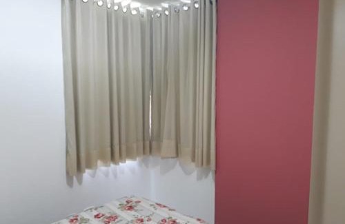 Pajucara Apartment | NA BEIRA MAR DE PAJUCARA- EDIF NEO- APARTAMENTO QUARTO E SALA - POSSUI VARANDA- VISTA LATERAL DO MAR -RUA JULIO PLECH FILHO 60 ESQUINA COM AVENIDA DOUTOR ANTONIO GOUVEIA - CONSUMO ELETRICO É PAGO No CKECK-OUT 1KWH É 1,35 REIAS- TEM TELA DE PROTEÇÃO