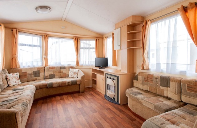 3 bedroom accommodation in Caister-on-Sea