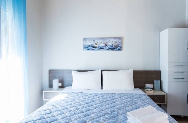 Private Yard studio 8 km (5min) away from Malia