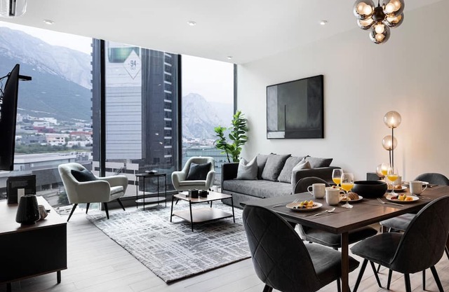 Luxurious in Jardín Secreto 901, 3 minutes from the US consulate