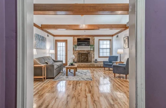 Hardwood Guesthouse