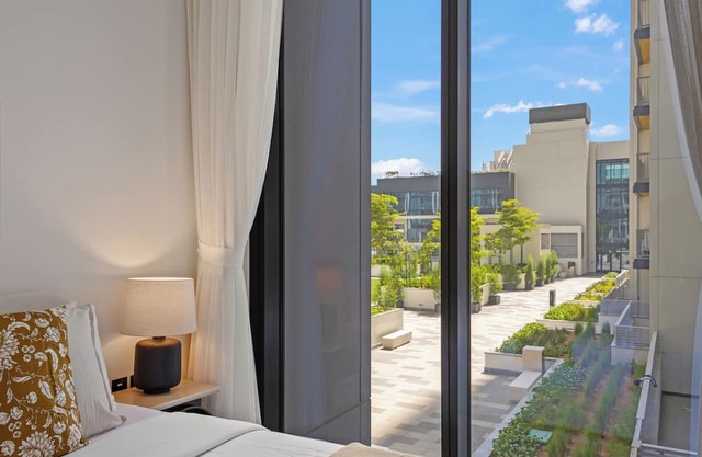 Modern Apartment with Balcony and Pool