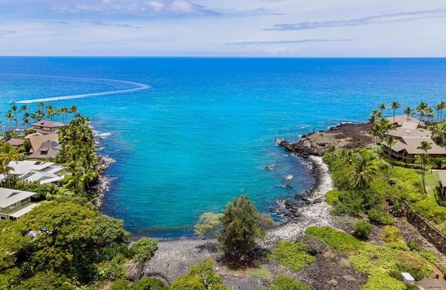 Manukai Hale: Luxe Golf View, Pool, Boho Charm, & Prime Location Near Heeia Bay