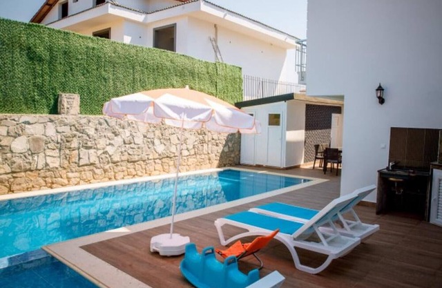 Fethiye 3 Bedroom Villa - 5209