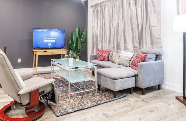 Philly 1829 E - 4BD Apt 2