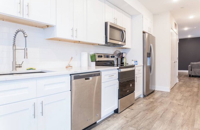 Philly 1829 E - 2BD Apt 3