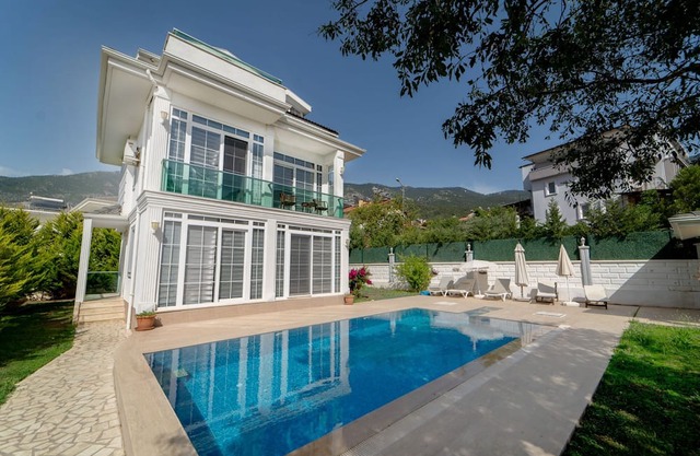 Villa w Private Pool, Garden 10 min to Oludeniz