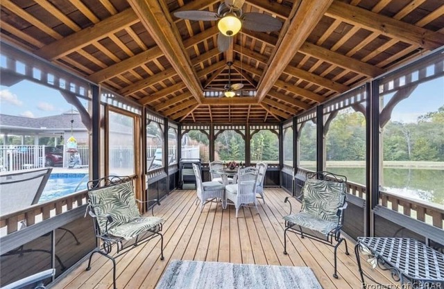 Baldwin Acres - peaceful country beauty, modern amenities, ultimate relaxation