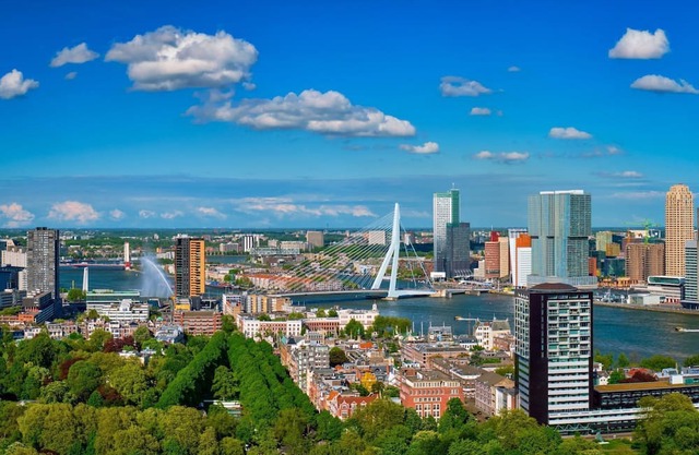 Stylish and Cozy furnished apartment in the heart of Rotterdam West.