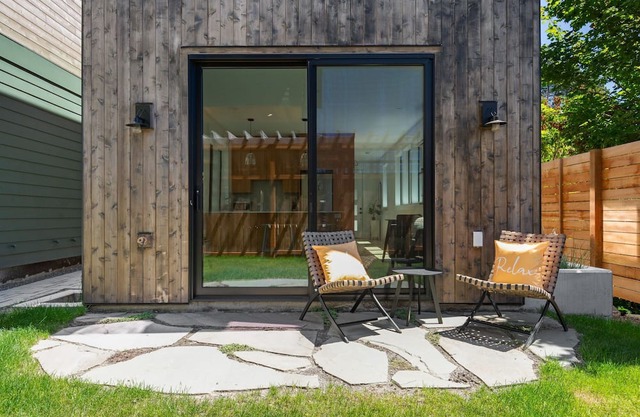 Newly Built Magnolia DADU with Spectacular Puget Sound Views - Available for 30+ Night Stays