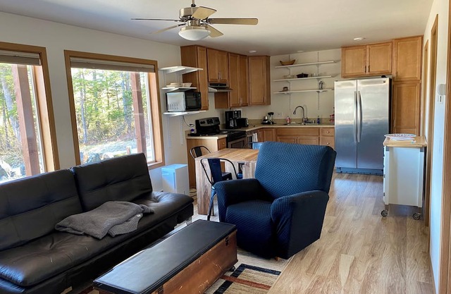 Sunny apartment near a lake, great walking trails, and a playground on site.